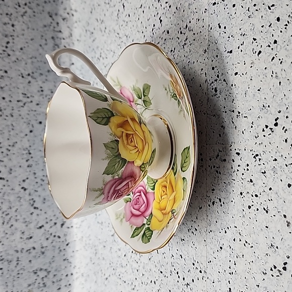 Queen Anne Fine Bone China England Yellow and Pink Roses Tea Cup and Saucer